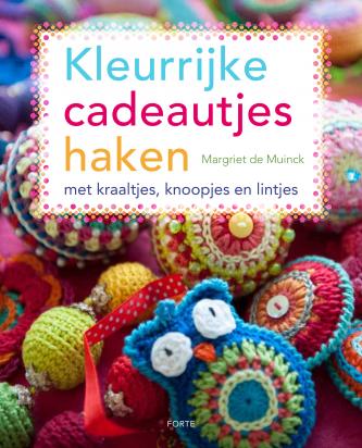 Kleurrijke cadeautjes haken 53