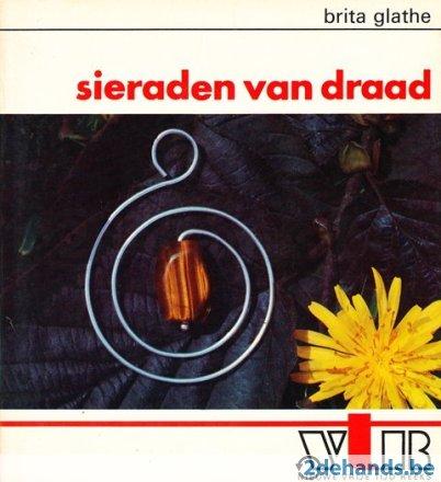 Sieraden van draad 255