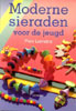 Moderne sieraden voor de jeugd 56
